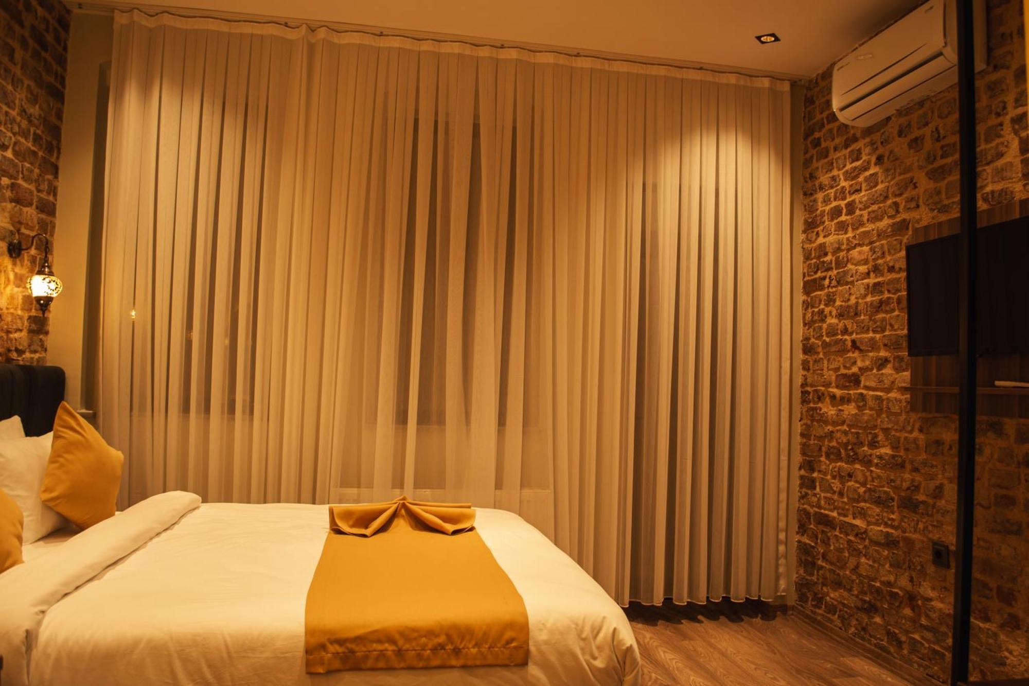Galata Calm Tale Hotel Istanbul Exterior photo